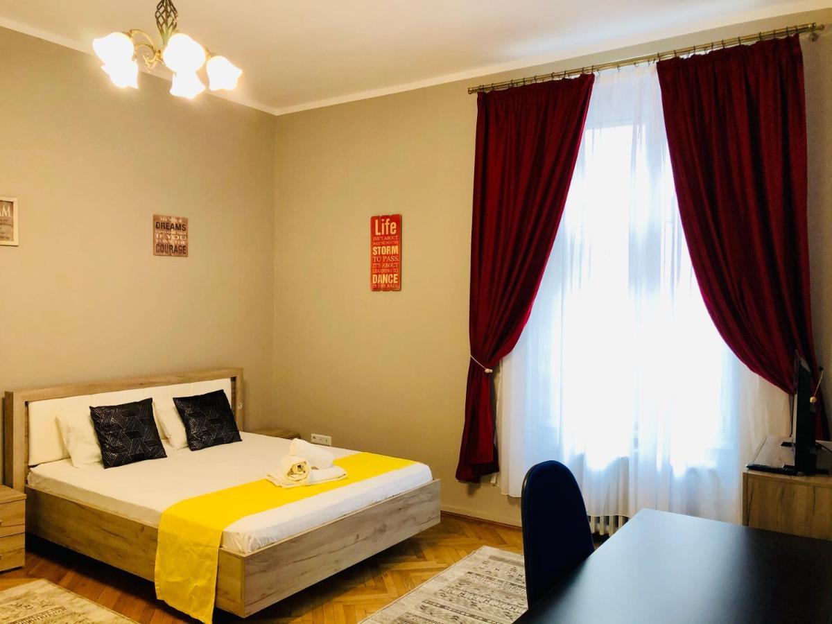 Ultra-Central Apartment Just In Union Squere Тимишоара Экстерьер фото